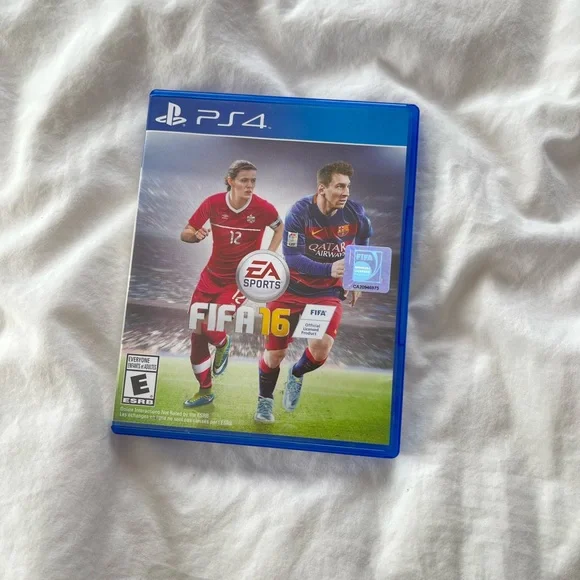 PS4 FIFA 16 Game - Picture 2 of 7